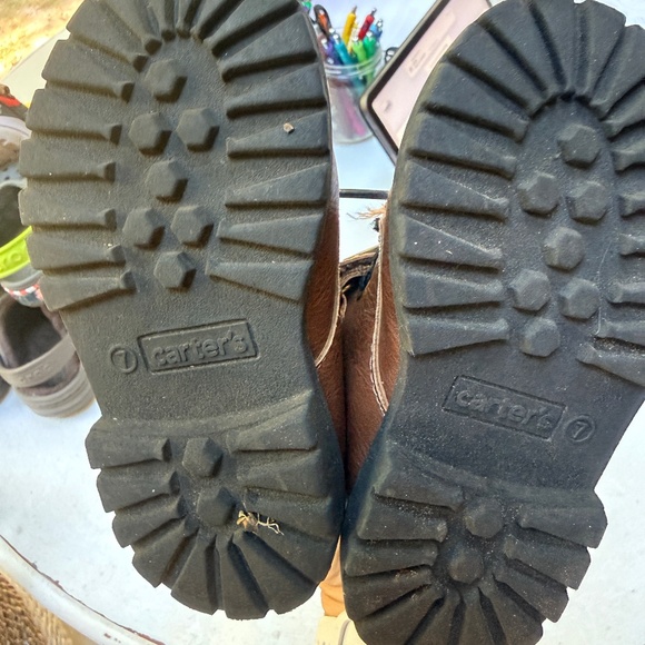 Carter’s Boots size 7 toddler in brown - Picture 4 of 6
